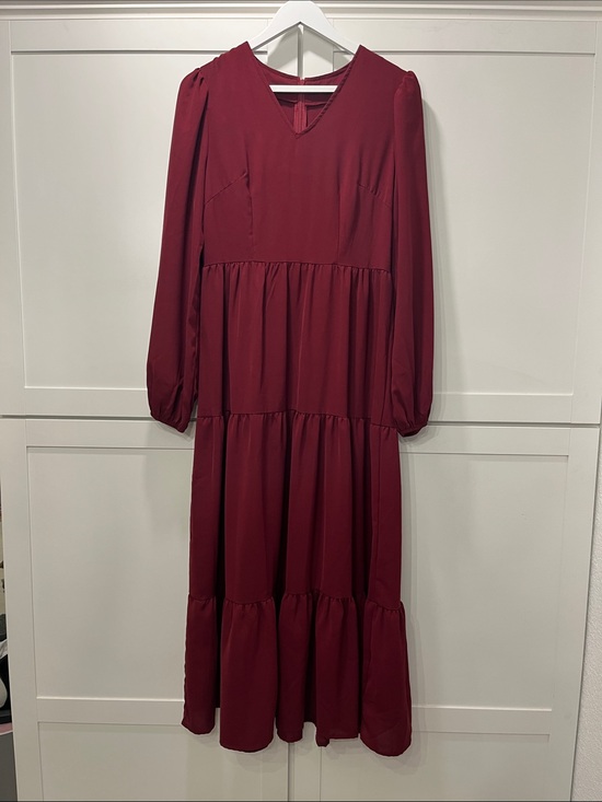 SHEIN Dresses & Skirts - Fitted Bodice Burgundy Maroon Long Sleeve Tiered Maxi Dress - Curvy Fit